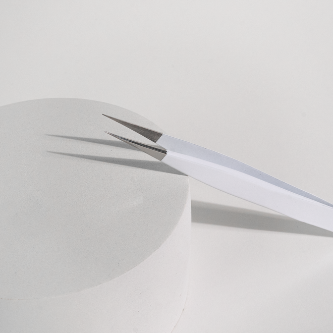 Ultra Straight Isolation Tweezer